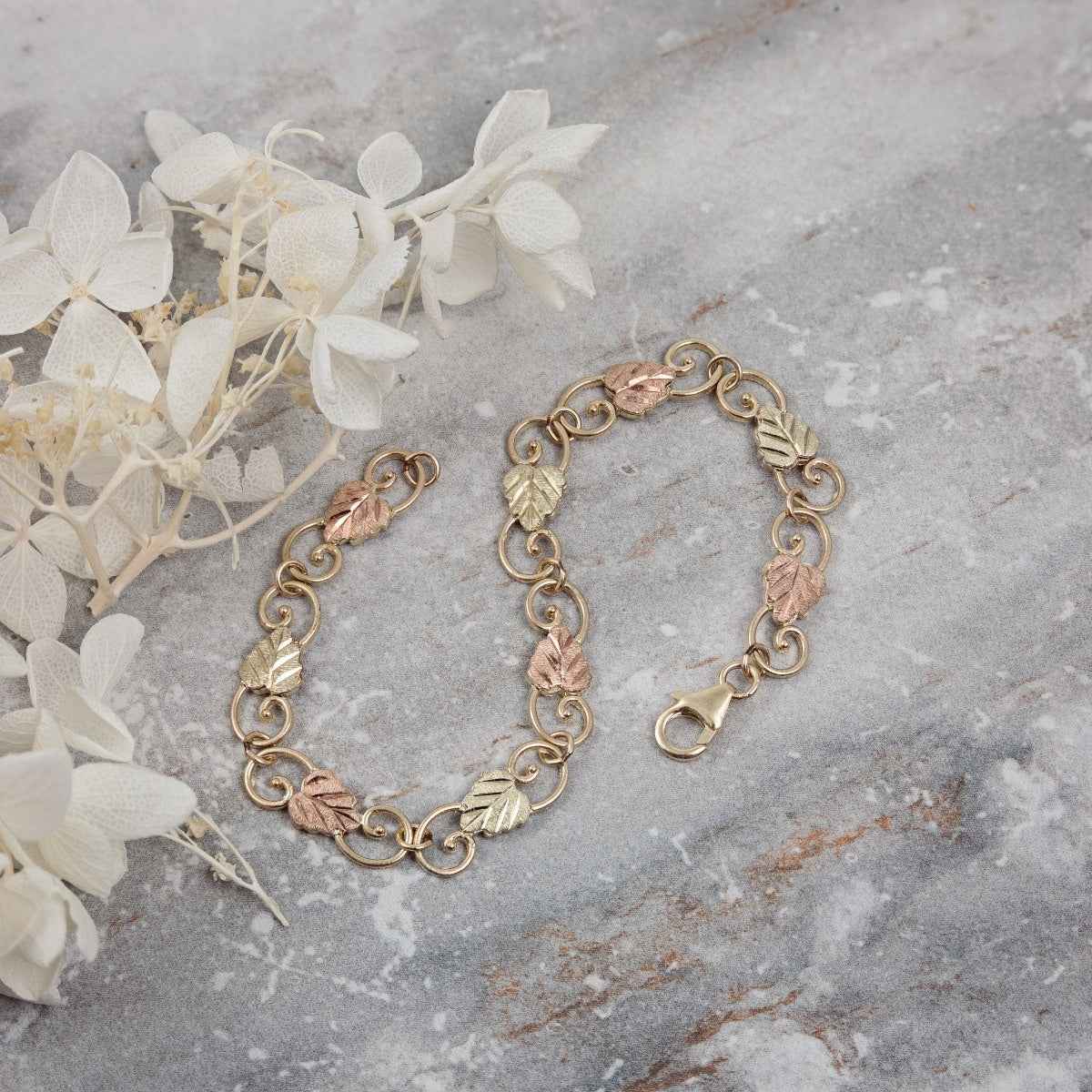 Black Hills Gold 7.5-inch Filigree Link Bracelet in 10K Yellow Gold front view