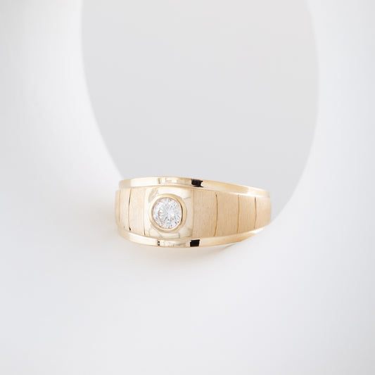 1/3 ct. tw. Men's Diamond Bezel Set Ring in 10K Yellow Gold close-up detail