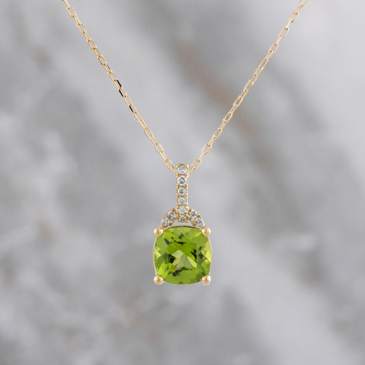 American Colors Cushion Peridot & 1/10 ct. tw. Diamond Pendant in 10K Yellow Gold front view
