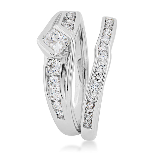 Natural 1 ct. tw. Princess Cut Wedding Set in 10K White Gold close-up detail
