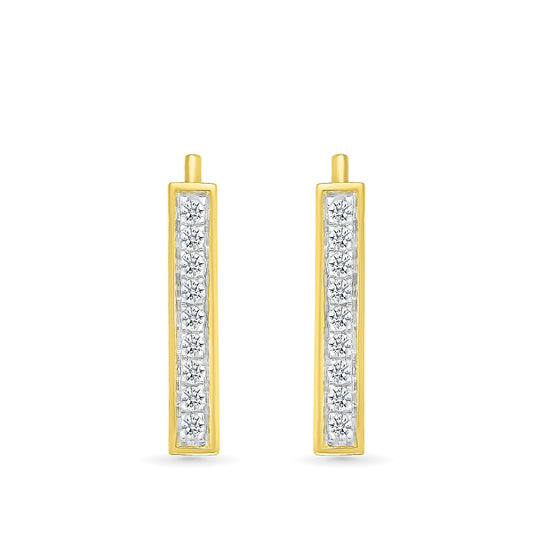 1/6 ct. tw. Diamond Bar Ear Climber in 10K Yellow Gold close-up detail