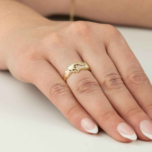 Black Hills Gold Grape Cluster & Leaf Ring in 10K Yellow Gold close-up detail