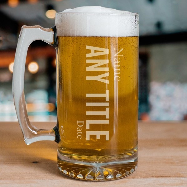Personalized Groomsmen Glass Beer Mug close-up detail