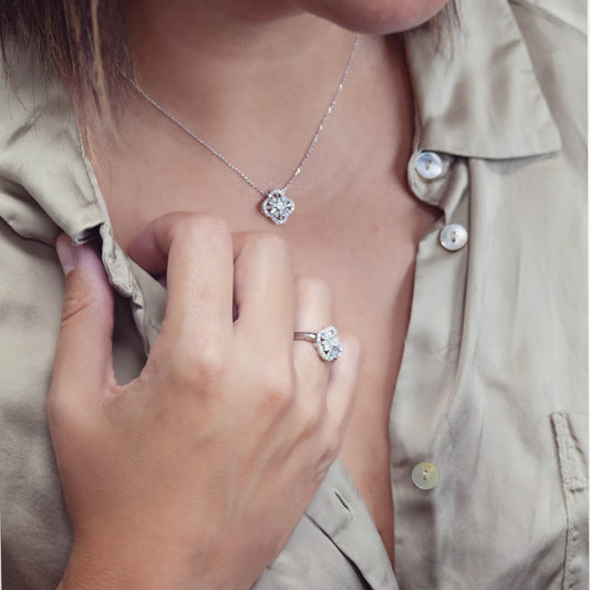 Fairytale Diamonds 1/4 ct. tw. Round & Baguette Diamond Quatrefoil Ring in 10K White Gold side profile
