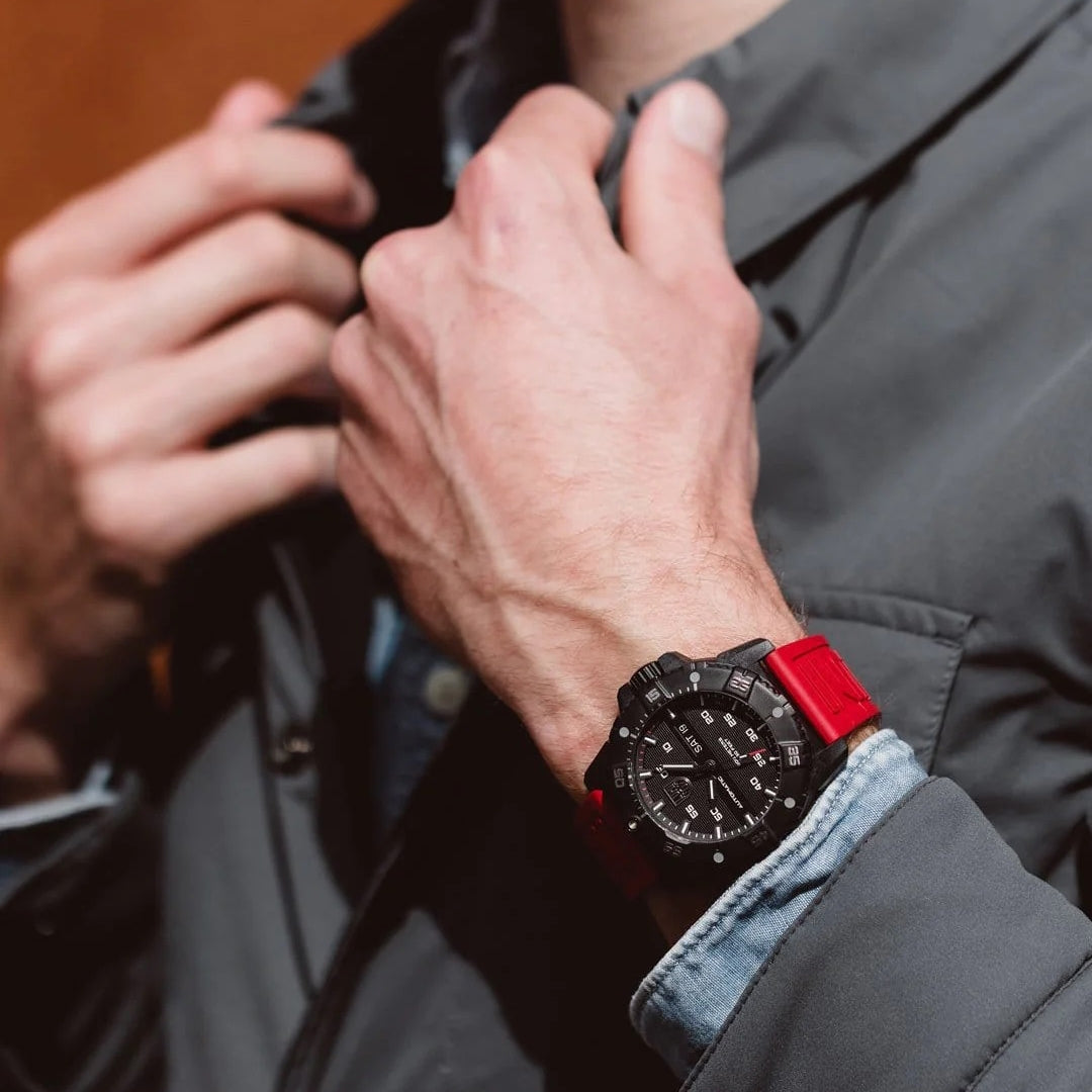 Luminox Men's Master Carbon SEAL Automatic Carbonox+ Watch with Black Dial & Red Rubber Strap side profile