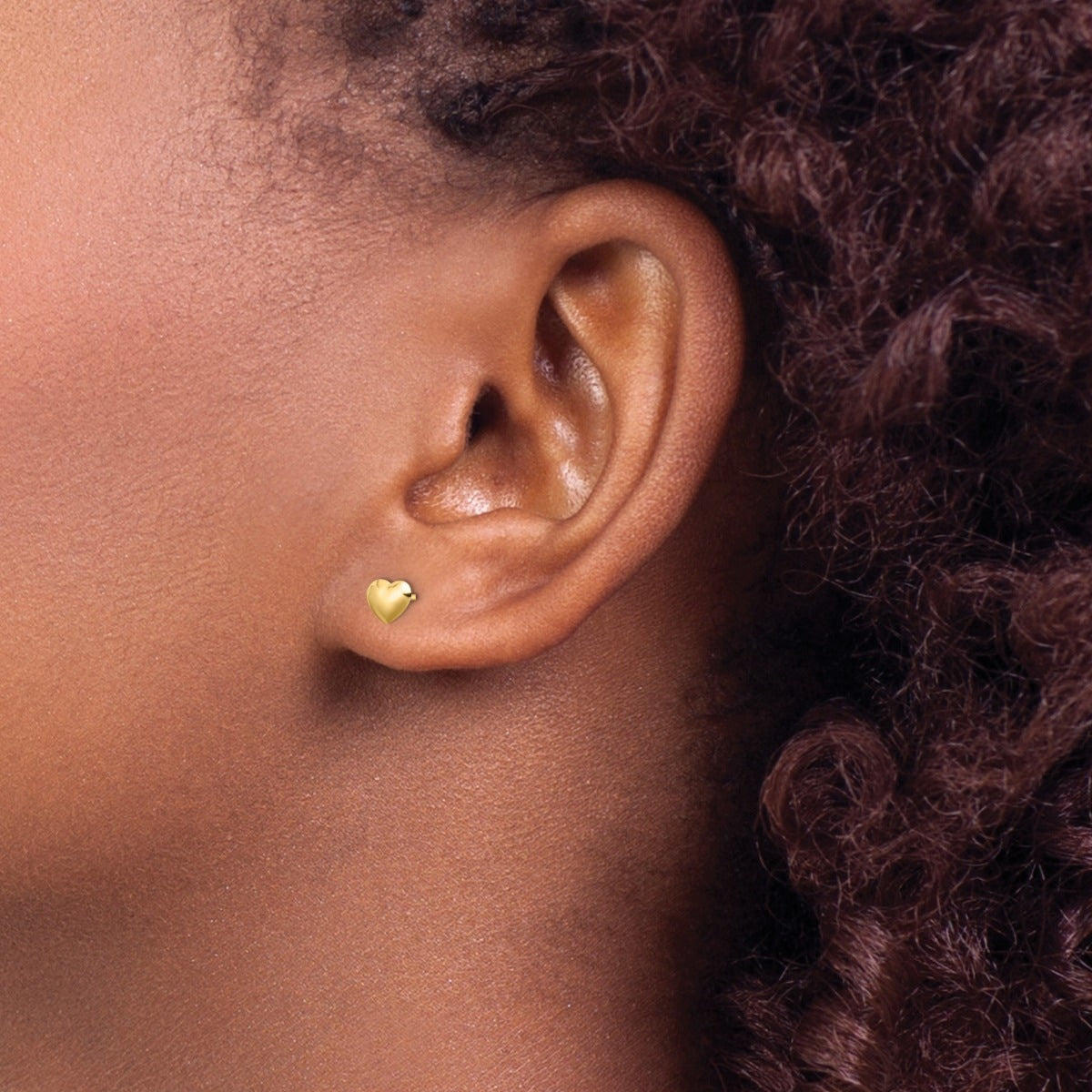 Children's Polished Heart Stud Earrings in 14K Yellow Gold close-up detail