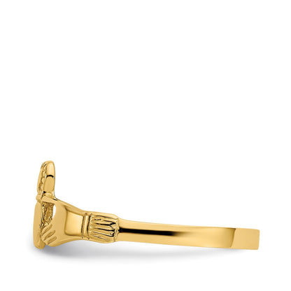 Claddagh Ring in 10K Yellow Gold close-up detail