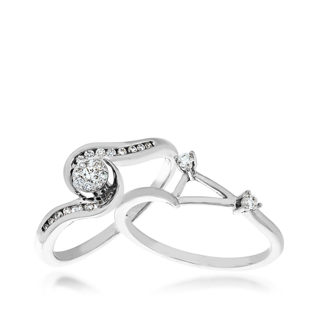 True Promise 1/4 ct. tw. Diamond Cluster Wedding Set in 10K White Gold close-up detail (2)