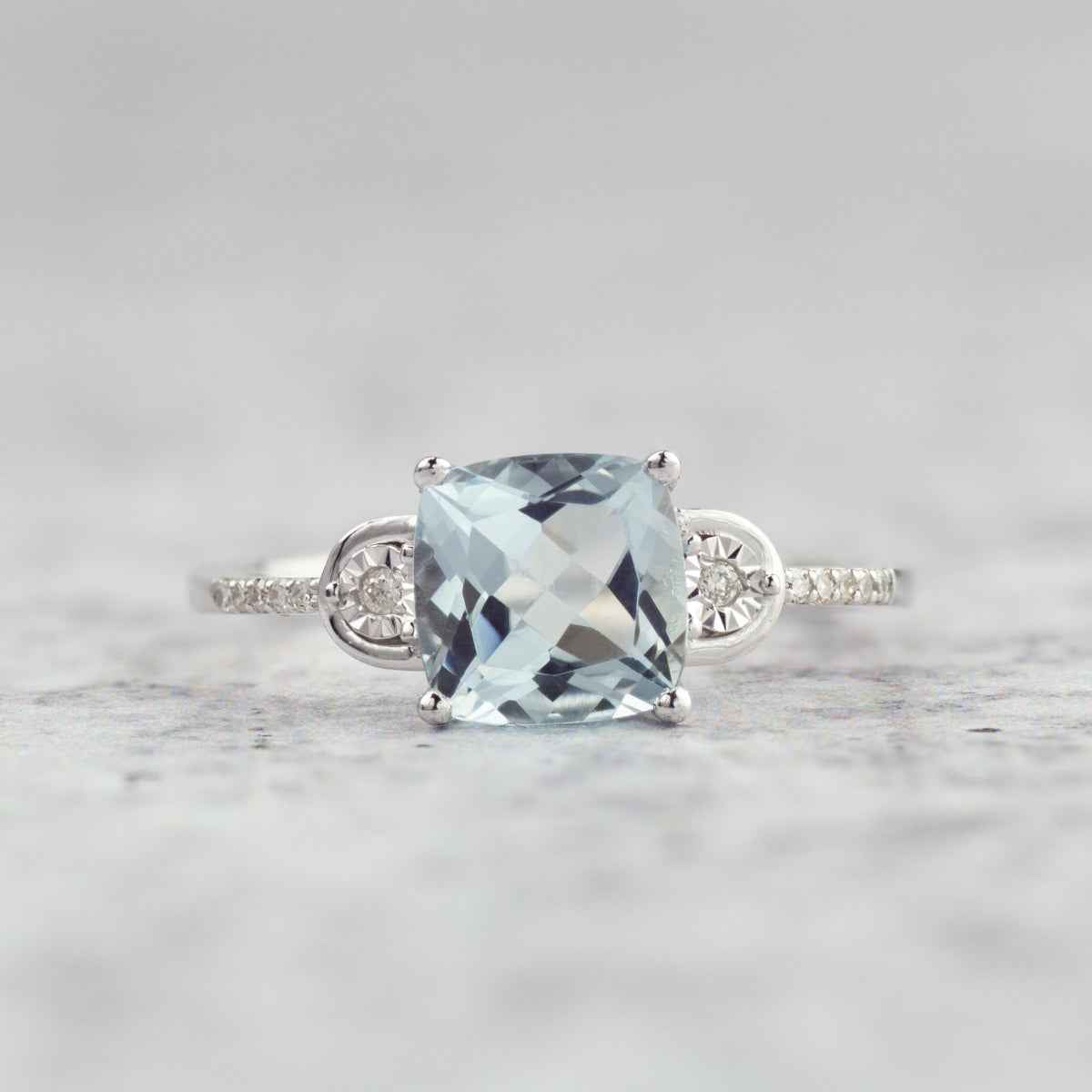 Aquamarine and Diamond Ring in 10K White Gold close-up detail