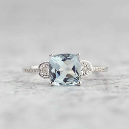 Aquamarine and Diamond Ring in 10K White Gold close-up detail
