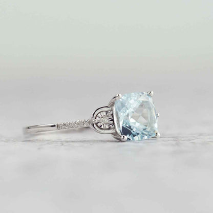 Aquamarine and Diamond Ring in 10K White Gold side profile