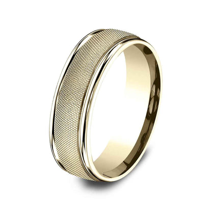 Benchmark Men's Satin Finish Polished Edge Wedding Ring in 10K Yellow Gold close-up detail