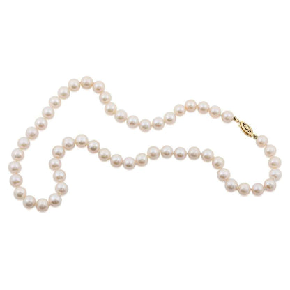 18-inch Freshwater White 7-8mm Pearl Strand Necklace in 14K Yellow Gold close-up detail