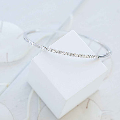 3/4 ct. tw. Round Brilliant Diamond Bangle Bracelet in 14K White Gold front view