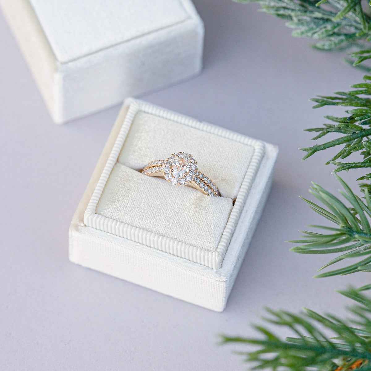 Natural 1 ct. tw. Oval Halo Diamond Wedding Set in 14K Yellow Gold side profile