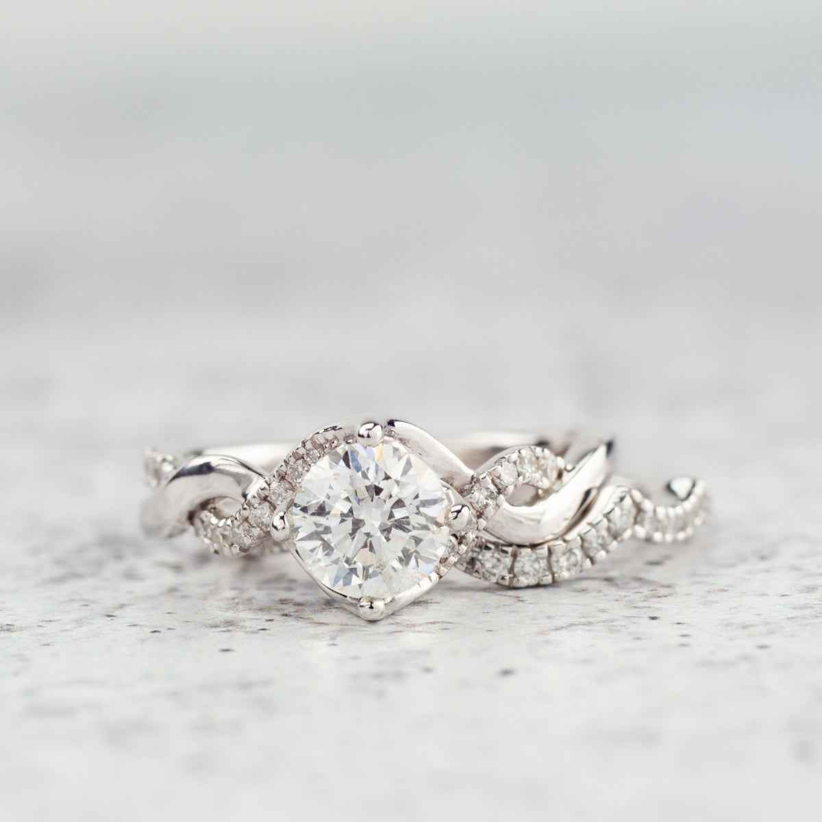 Noventa 1-1/2 ct. tw. Round Brilliant Diamond Twist Wedding Set in 14K White Gold side profile