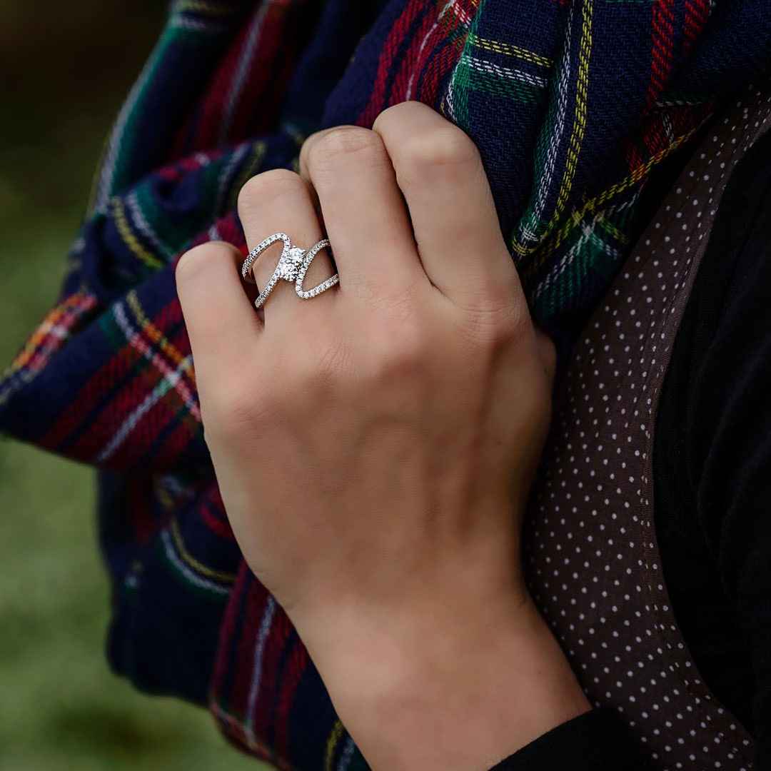 2BeLoved 7/8 ct. tw 2-Stone Diamond Anniversary Ring with Bypass Design in 14K White Gold side profile