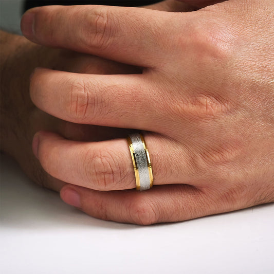 Gabriel & Co. Cole Men's 7mm Brushed Finish Beveled Edge Wedding Ring in 14K White & Yellow Gold close-up detail
