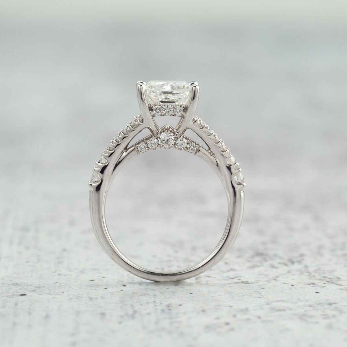 Adamante 2-3/4 ct. tw. Lab-Grown Princess Cut Diamond Split Shank Engagement Ring in 14K White Gold close-up detail