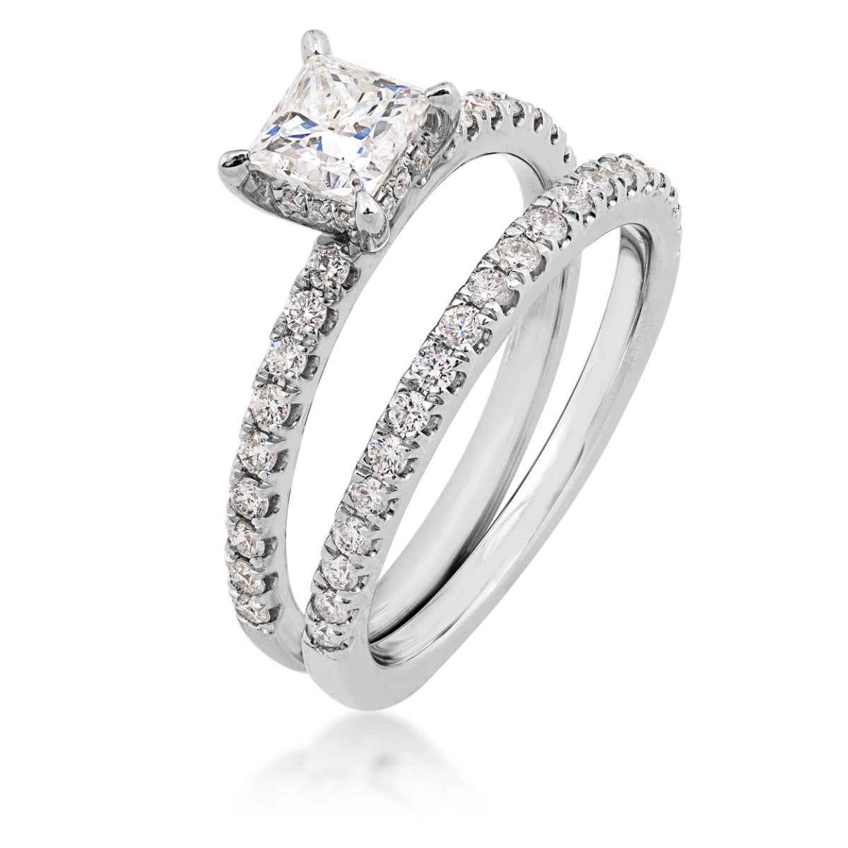 Noventa 1-1/4 ct. tw. Princess Cut Diamond Wedding Set in 14K White Gold close-up detail