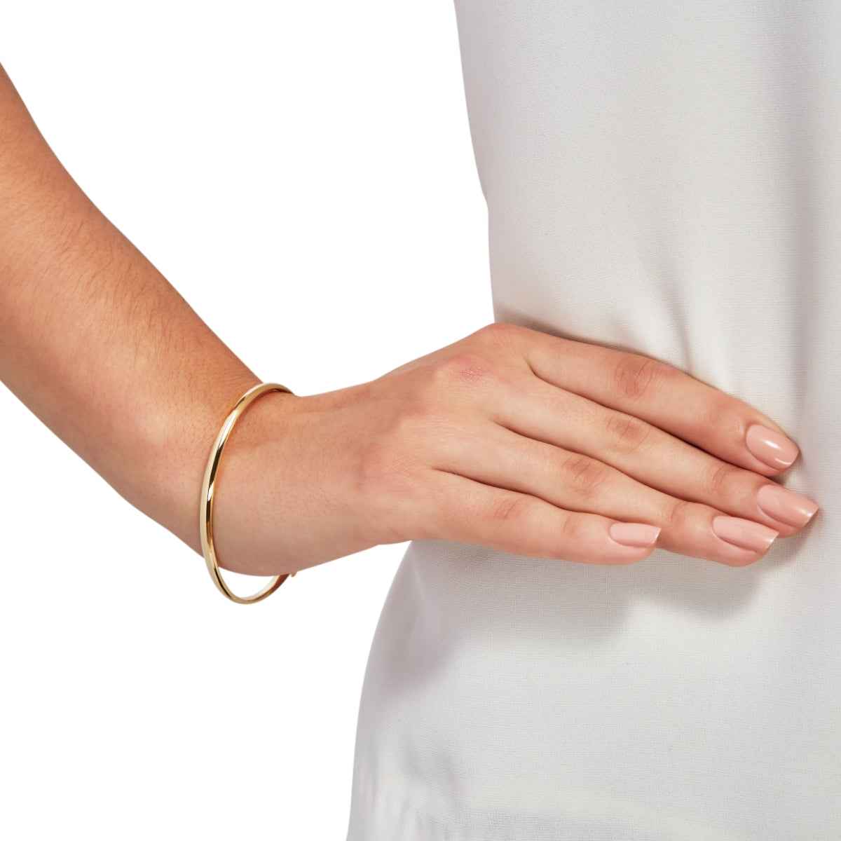 Hinged Bangle Bracelet in Polished 14K Yellow Gold side profile