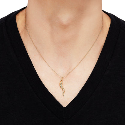Italian Horn Pendant in 10K Yellow Gold close-up detail