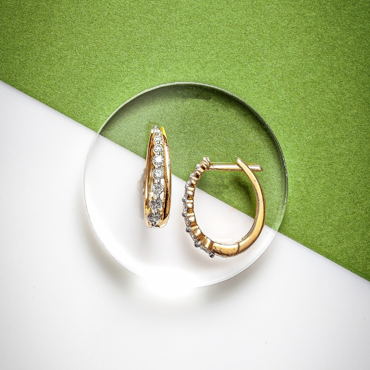 Journey Collection 1/4 ct. tw. Diamond Oval Hoop Earrings in 10K Yellow Gold front view
