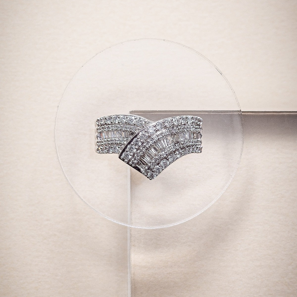 1 ct. tw. Round & Baguette Diamond Multirow Chevron Crossover Ring in 10K White Gold side profile