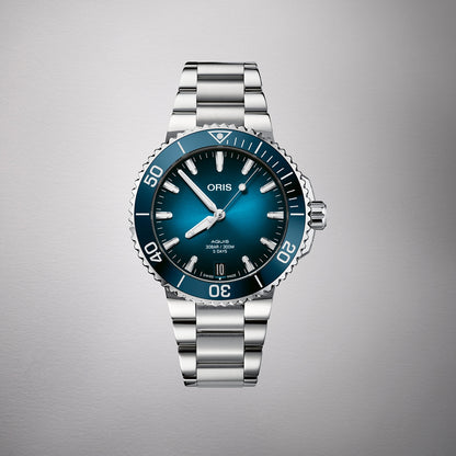 Oris Men's Aquis Date Calibre 400 Automatic Stainless Steel Watch with Blue Dial front view