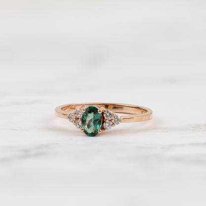 Oval Alexandrite & 1/5 ct. tw. Diamond Cluster Ring in 14K Pink Gold close-up detail