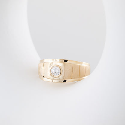 1/3 ct. tw. Men's Diamond Bezel Set Ring in 10K Yellow Gold close-up detail