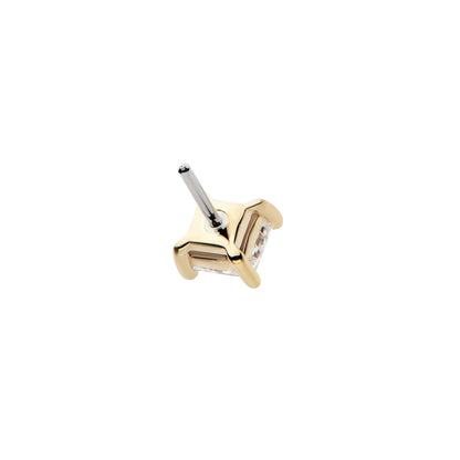 Revelry 2.5mm Lab-Grown Princess Cut Diamond Solitaire Topper in 14K Yellow Gold close-up detail