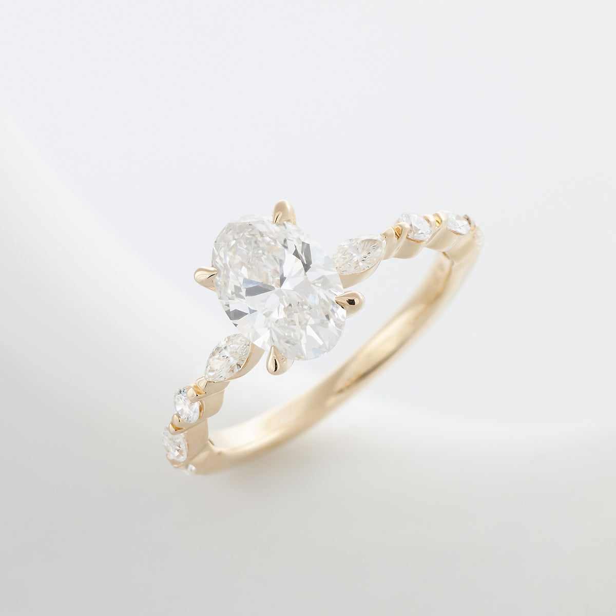 Adamante 1-9/10 ct. tw. Lab-Grown Oval Diamond Engagement Ring in 14K Yellow Gold close-up detail