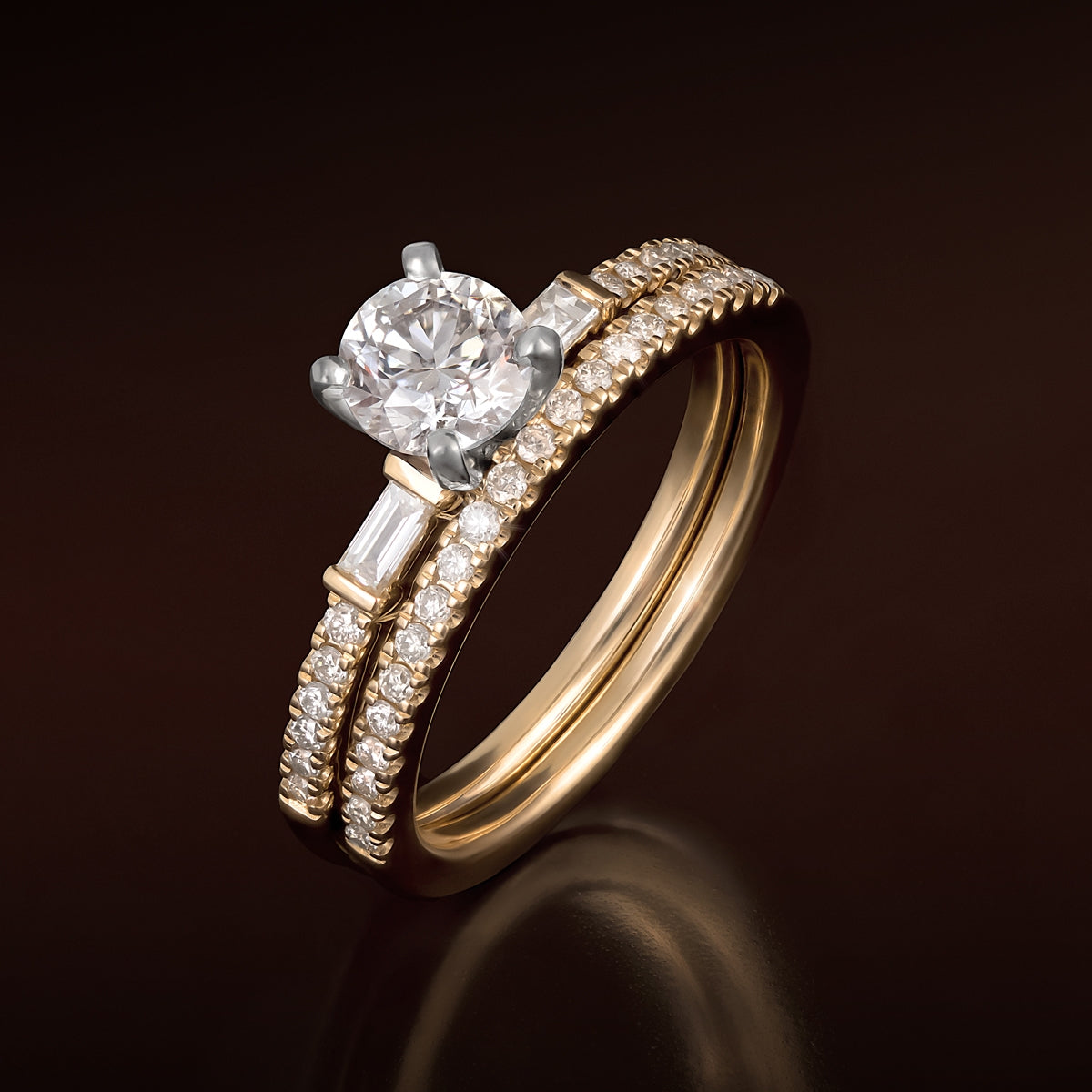 Noventa 1 ct. tw. Round & Baguette Diamond Wedding Set in 14K Yellow Gold side profile