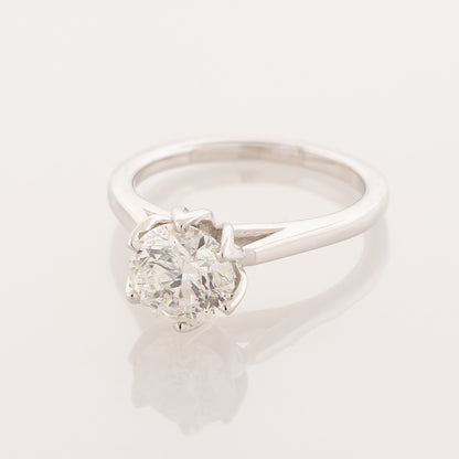 Noventa 1-1/2 ct. tw. Round Diamond Solitaire Engagement Ring in 14K White Gold close-up detail