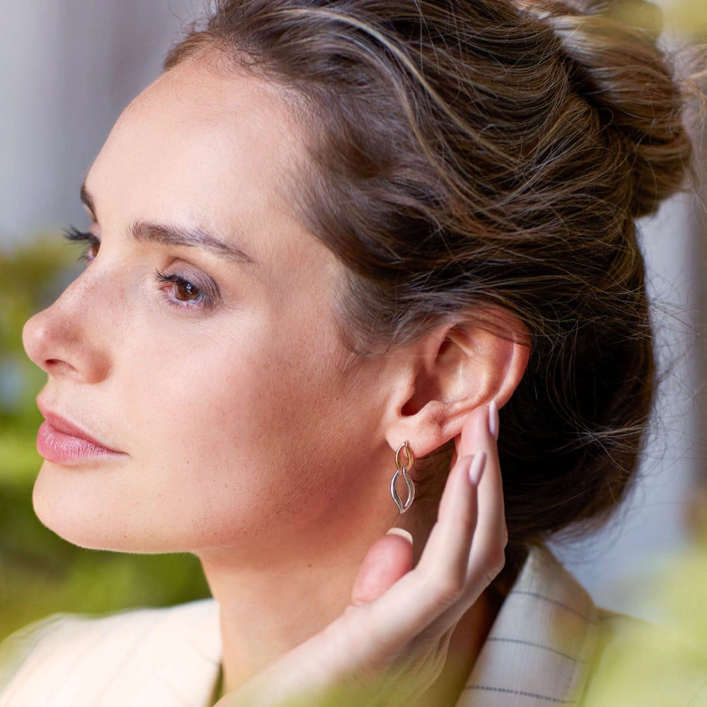 Kit Heath Twine Link Dangle Earrings in Sterling Silver & 18K Yellow Gold Plating close-up detail
