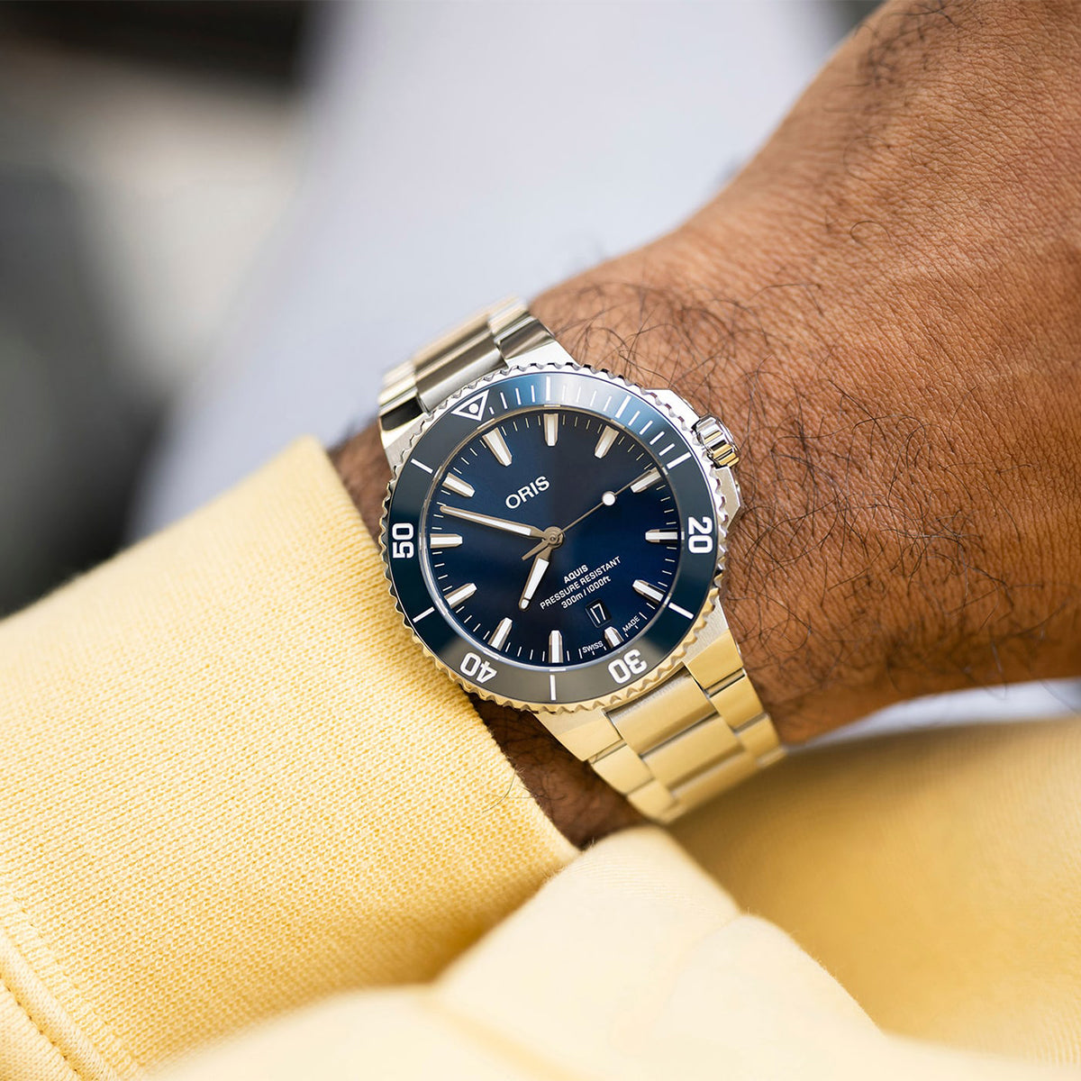 aquis blue dial automatic oris watch
