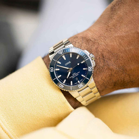 Oris Men's Aquis Date Automatic Stainless Steel Watch with Blue Dial