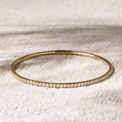 Adamante 1 ct. tw. Lab-Grown Diamond Flex Bangle in 10K Yellow Gold close-up detail