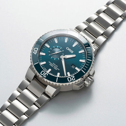 blue dial aquis automatic oris watch