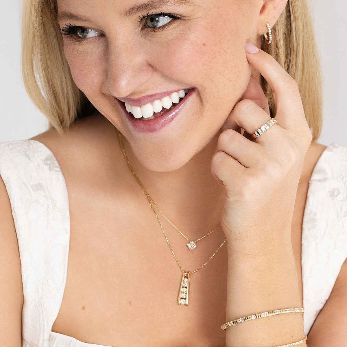 Sirena 1/2 ct. tw. Diamond Ladder Pendant in 14K Yellow Gold front view