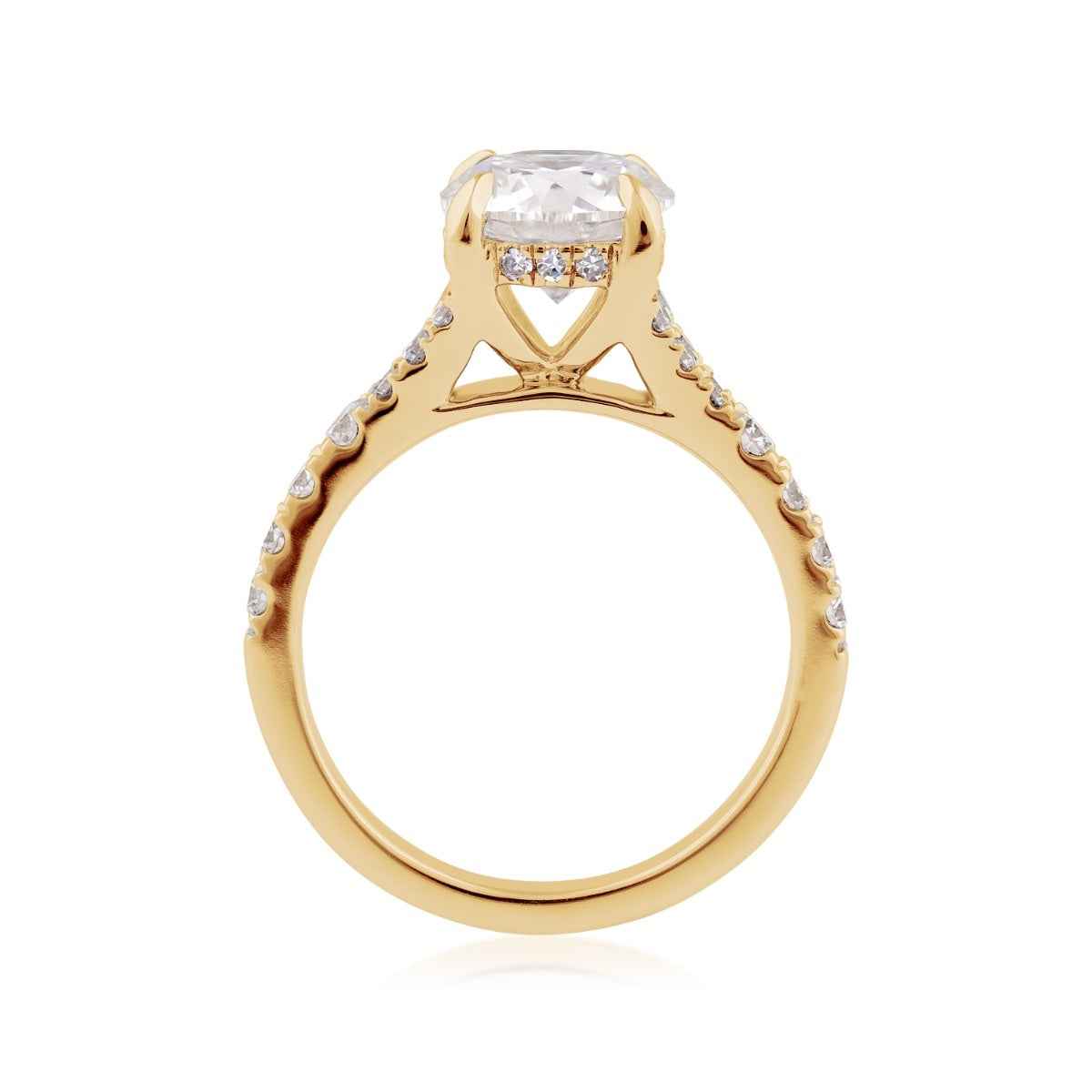 Adamante 2-5/8 ct. tw. Lab-Grown Round Brilliant Diamond Split Shank Engagement Ring in 14K Yellow Gold close-up detail