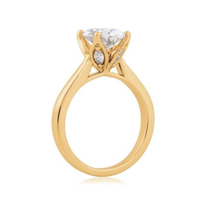 Adamante 2-3/4 ct. tw. Lab-Grown Oval Diamond Engagement Ring in 14K Yellow Gold close-up detail