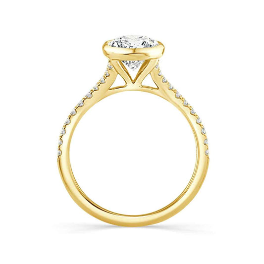 Adamante 2-1/4 ct. tw. Lab-Grown Oval Diamond Bezel Set Engagement Ring in 14K Yellow Gold close-up detail