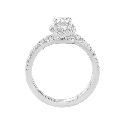 Natural 1-1/2 ct. tw. Round Brilliant Diamond Swirl Wedding Set in 14K White Gold close-up detail