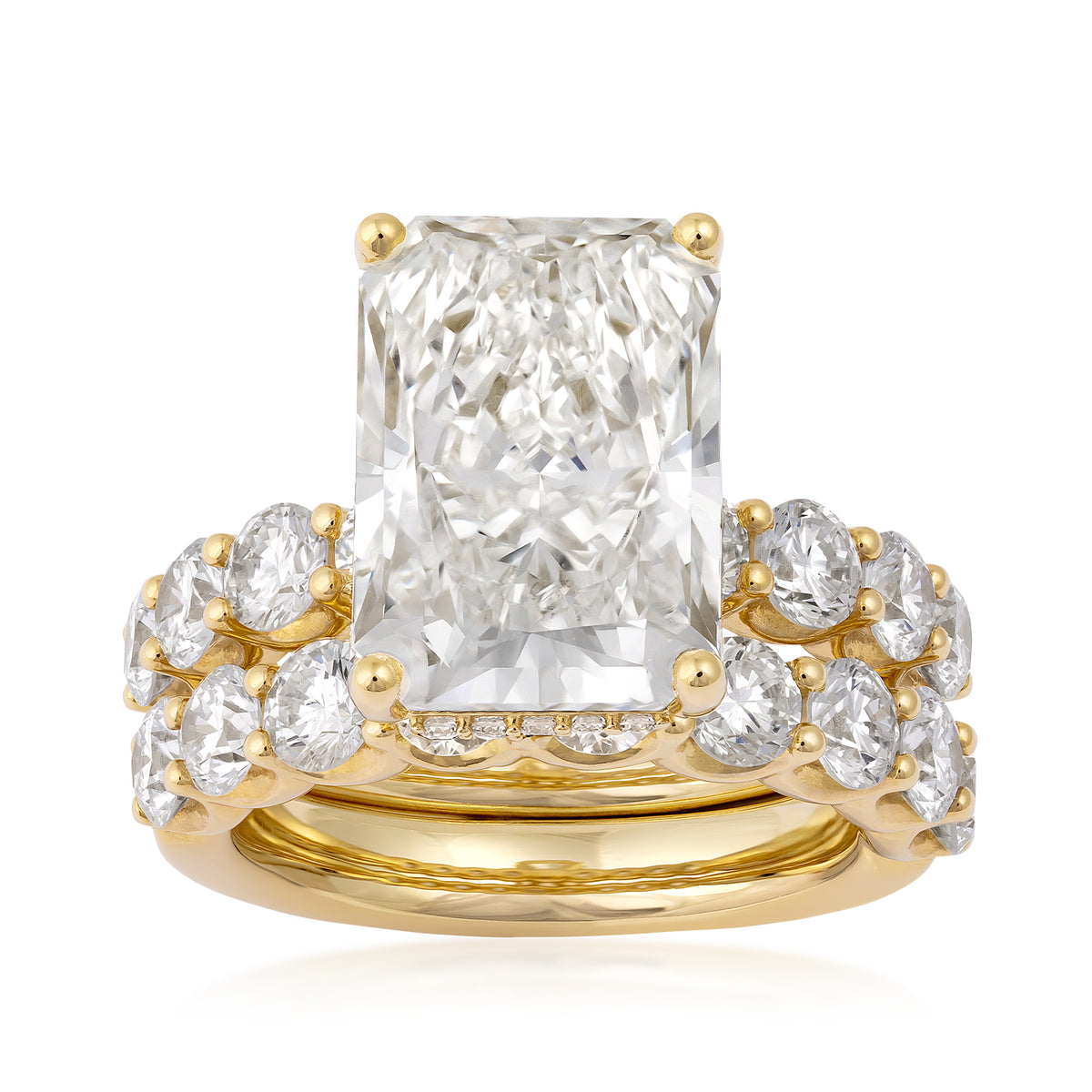 14K yellow gold Adamante 7 ct. lab-grown radiant-cut diamond wedding set with 3 ct. tw. lab-grown round diamond accents