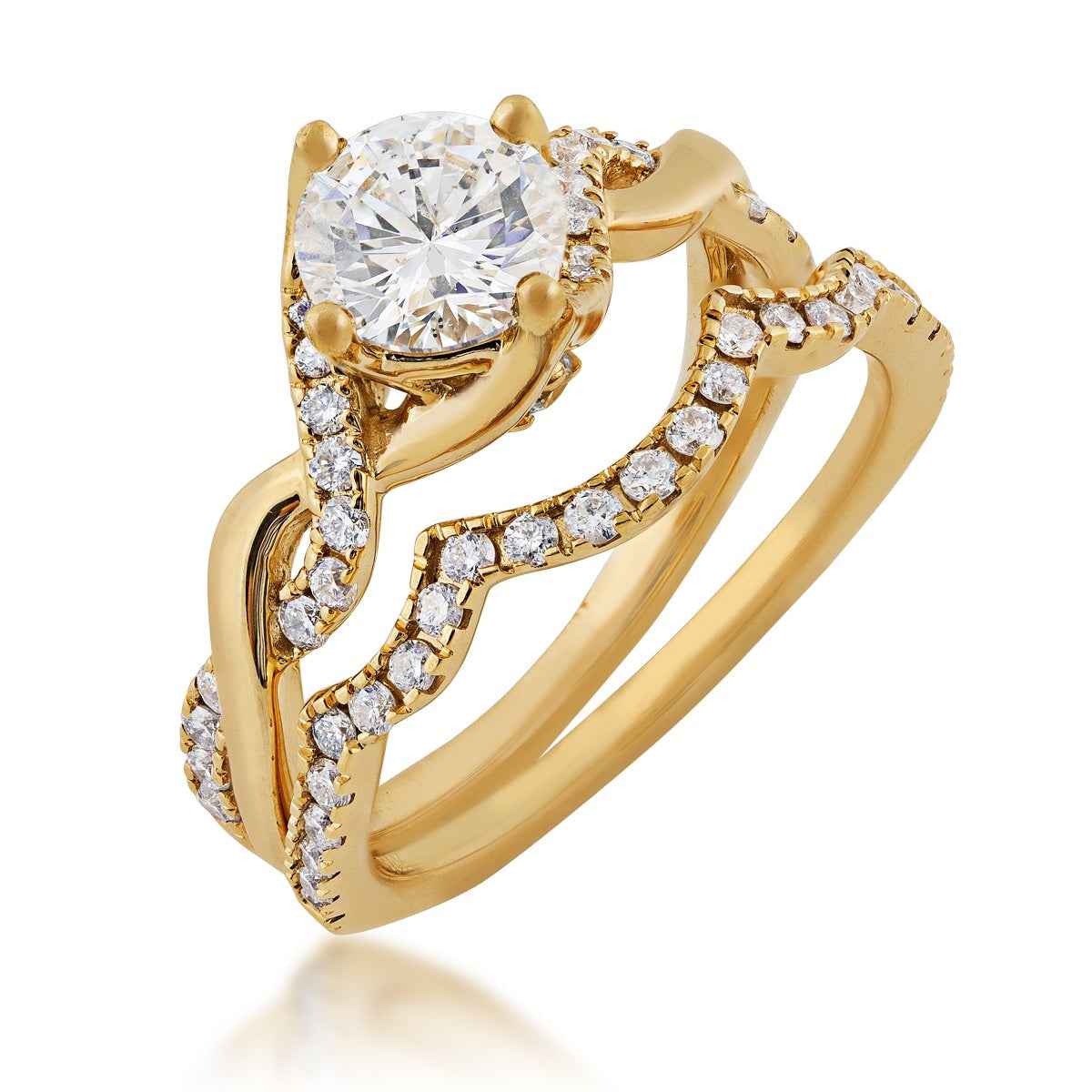 Noventa 1-1/2 ct. tw. Round Brilliant Diamond Twist Wedding Set in 14K Yellow Gold close-up detail