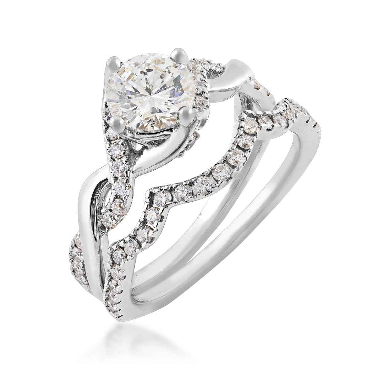 Noventa 1-1/2 ct. tw. Round Brilliant Diamond Twist Wedding Set in 14K White Gold close-up detail