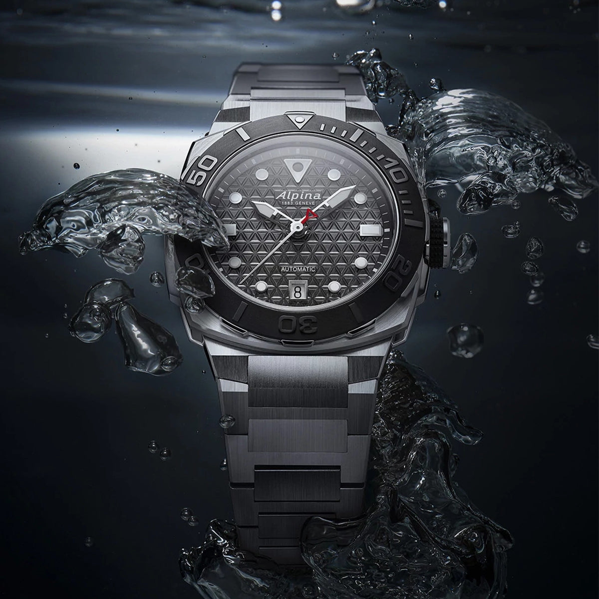 Alpina Men's Seastrong Diver Extreme Automatic Stainless Steel Watch with Black Dial side profile