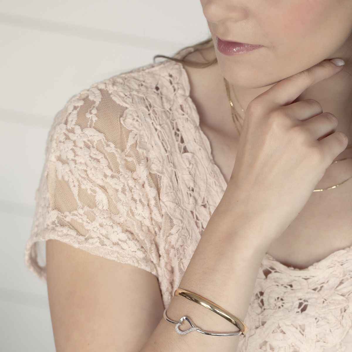 Oval 6MM Flex Bangle Bracelet in 10K Yellow Gold front view